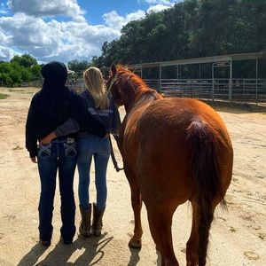 Meet your Posher, Jenny